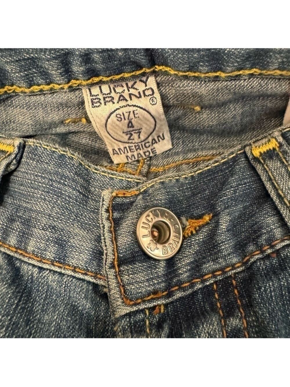 Lucky Brand Dungarees American Classic Vintage Maddy Ankle Jeans.
Size 4/27
NWT - Picture 3 of 13
